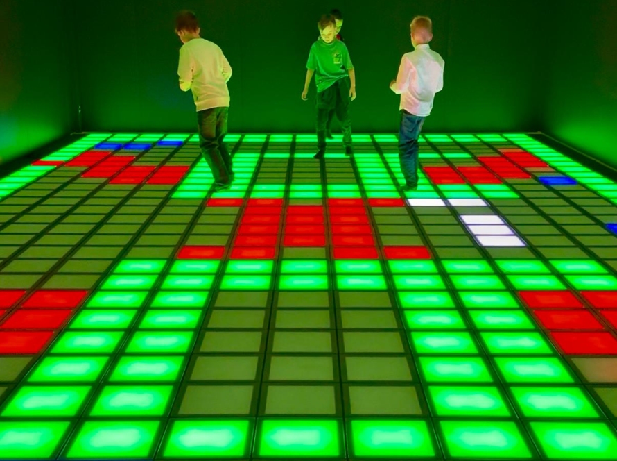 LED põrandamäng Minigolf Rio