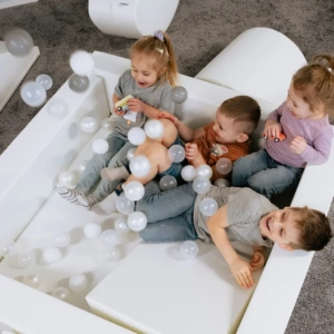 Pallimeri (130x130x25cm) IGLU valge