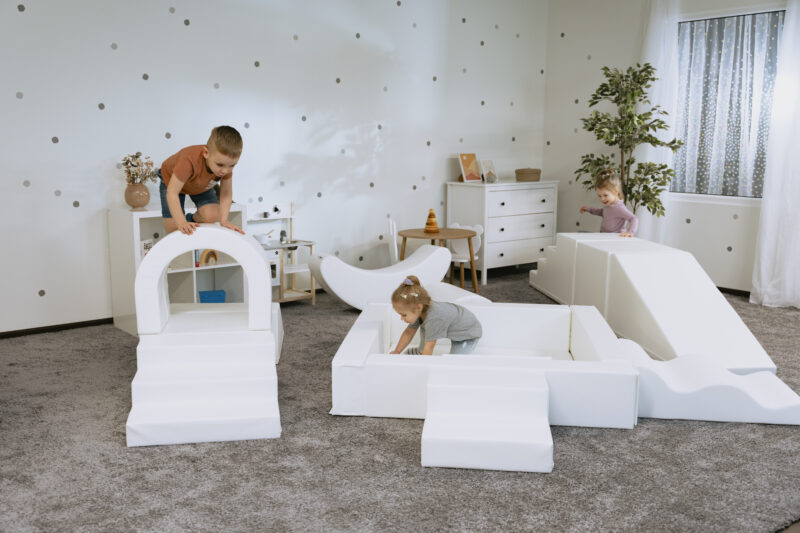 Pehmete mänguklotside komplekt XL IGLU Party - valge