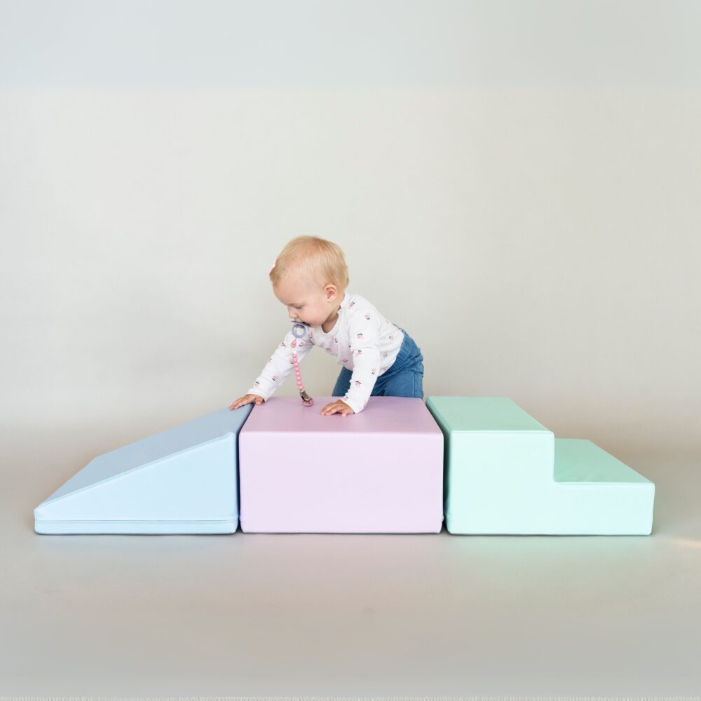 Mini Climbie SET_ar bērniem (7) Pehmed mänguklotsid 3tk IGLU Mini Climbie – pastelne